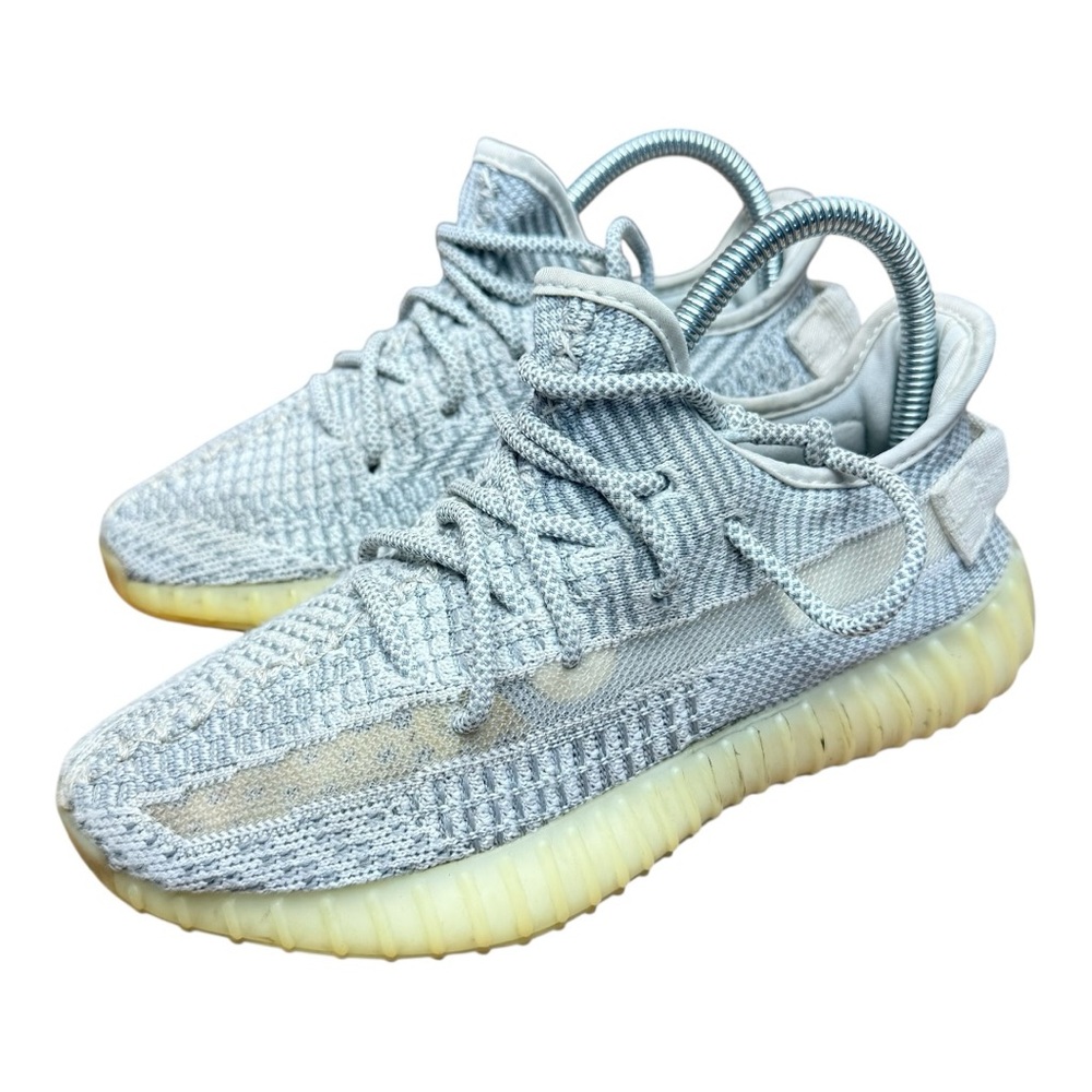 Yeezy x Adidas women  size 5 Blue/White Knit Fabric Boost 350 V2 Cloud Sneakers